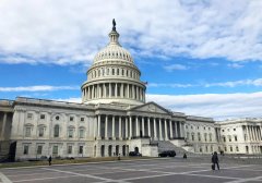 美国国债总额首次超过37万亿美元美国人“平均”